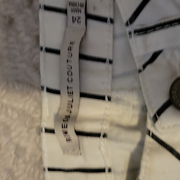 ROMEO & JULIET COUTURE ~ Jeans, White with Black Stripes, 24 - Picture 8 of 10